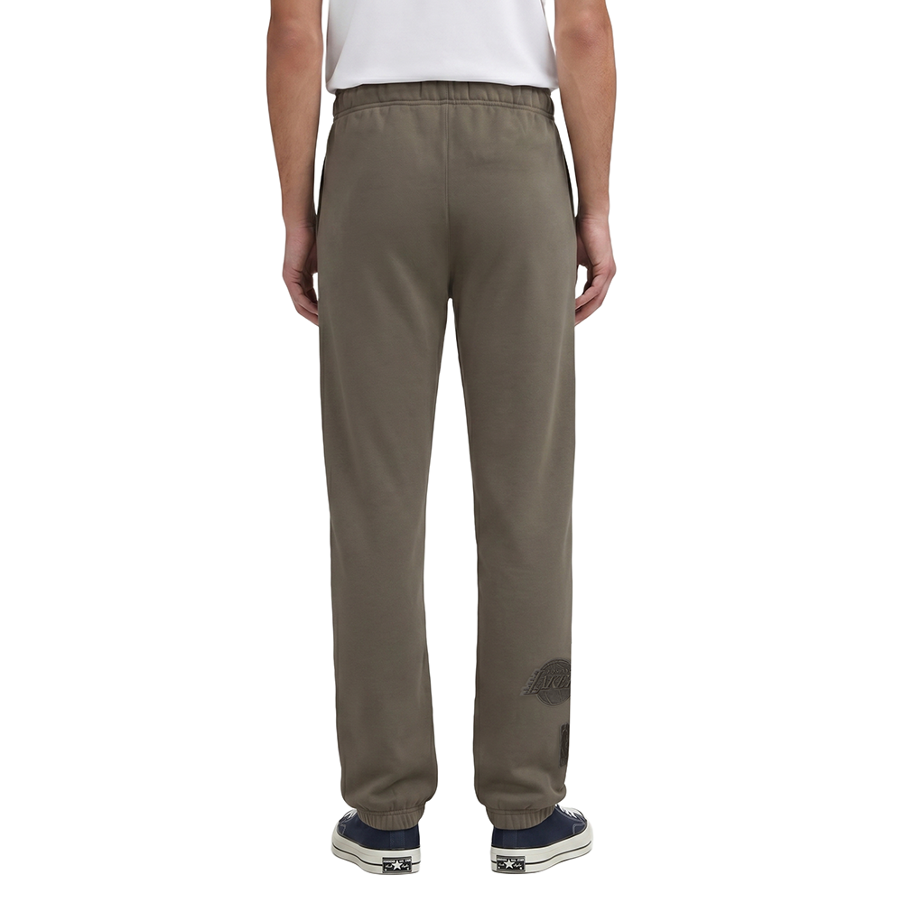 LLD437021-DKT-MODEL-2