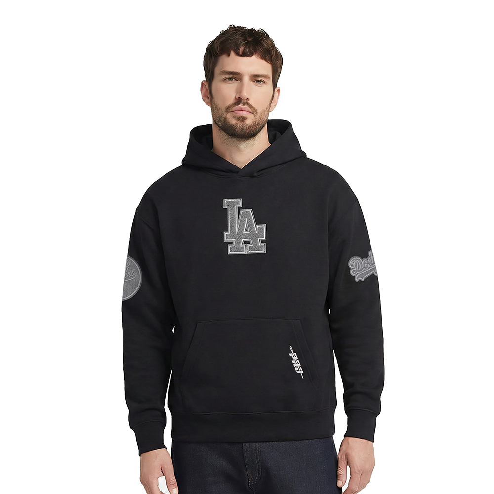 LLD5314875-BLK-MODEL-1