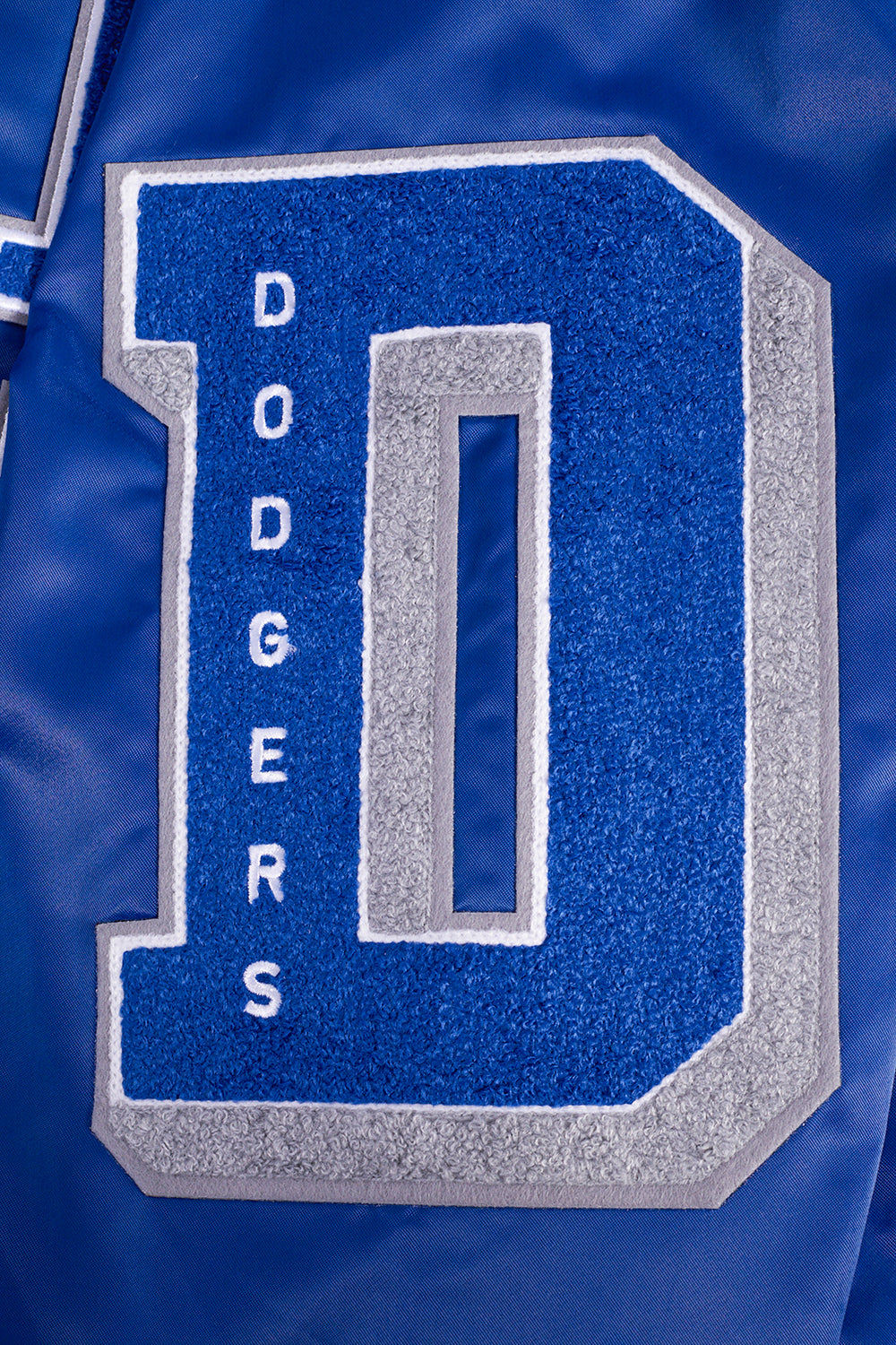 MLB LOS ANGELES DODGERS OLD ENGLISH BLOUSON EN SATIN À BORDS CÔTELÉS POUR HOMME (BLEU DODGER)
