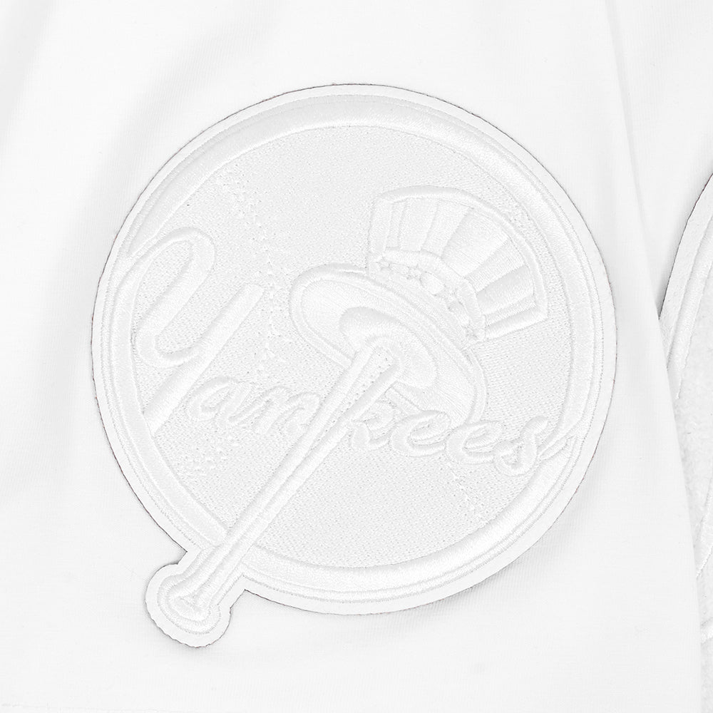 LNY1314933-WHT-FLOAT-5