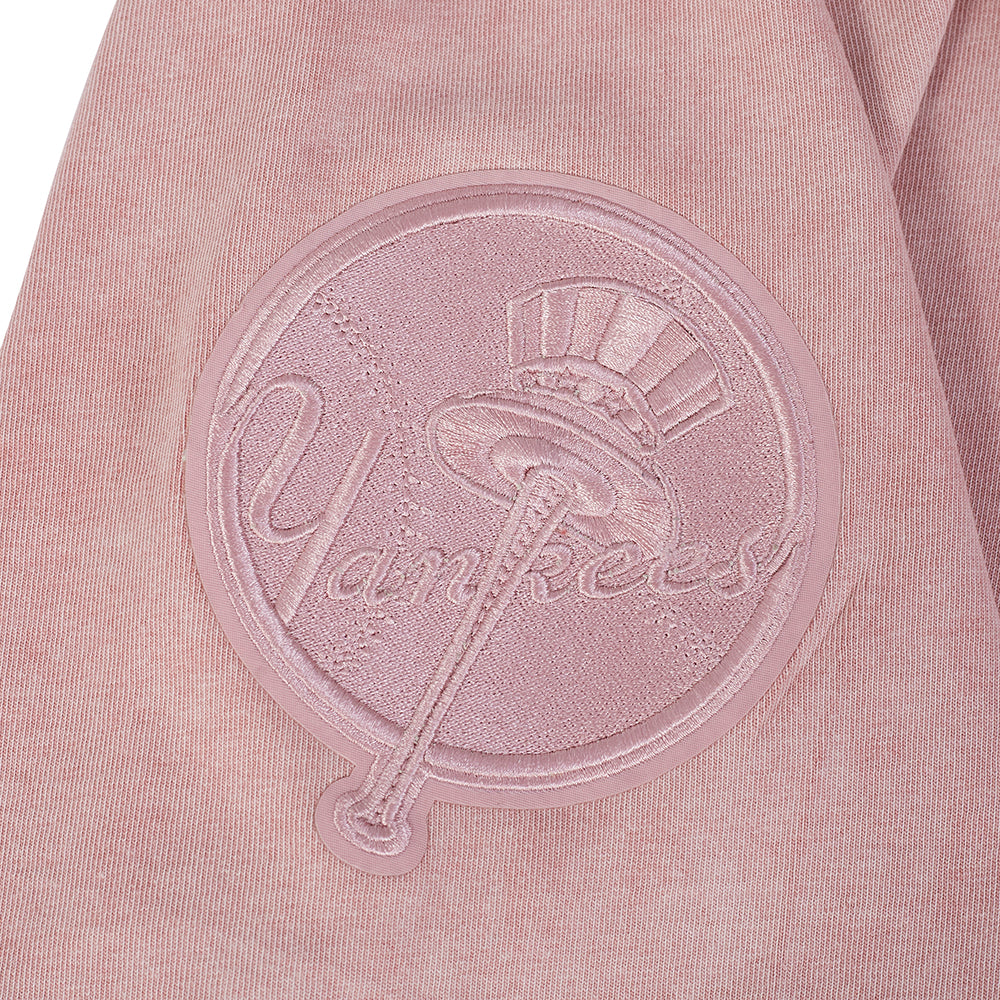 MLB NEW YORK YANKEES WASHED CLASSIC T-SHIRT À MANCHES COURTES POUR HOMME (MAUVE DÉLAVÉ)