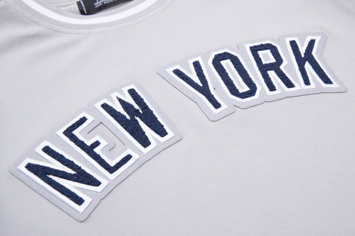MLB NEW YORK YANKEES CLASSIC CHENILLE MEN'S TOP (GRAY)