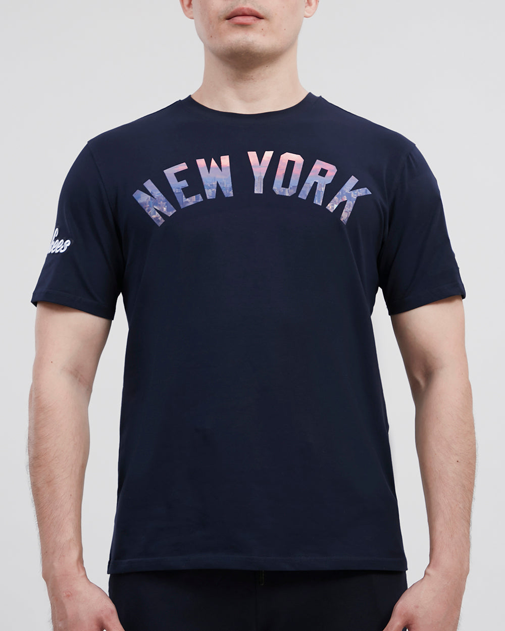 MLB NEW YORK YANKEES CITY SCAPE HAUT POUR HOMME (MARINE MINUIT)