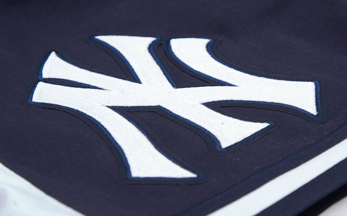 MLB NEW YORK YANKEES SCRIPT TAIL SHORT EN MAILLE DOUBLE 2.0 POUR HOMME (MARINE MINUIT)