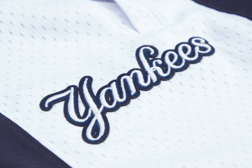 MLB NEW YORK YANKEES SCRIPT TAIL SHORT EN MAILLE DOUBLE 2.0 POUR HOMME (MARINE MINUIT)