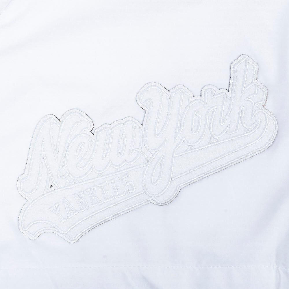 LNY3314939-WHT-FLOAT-6