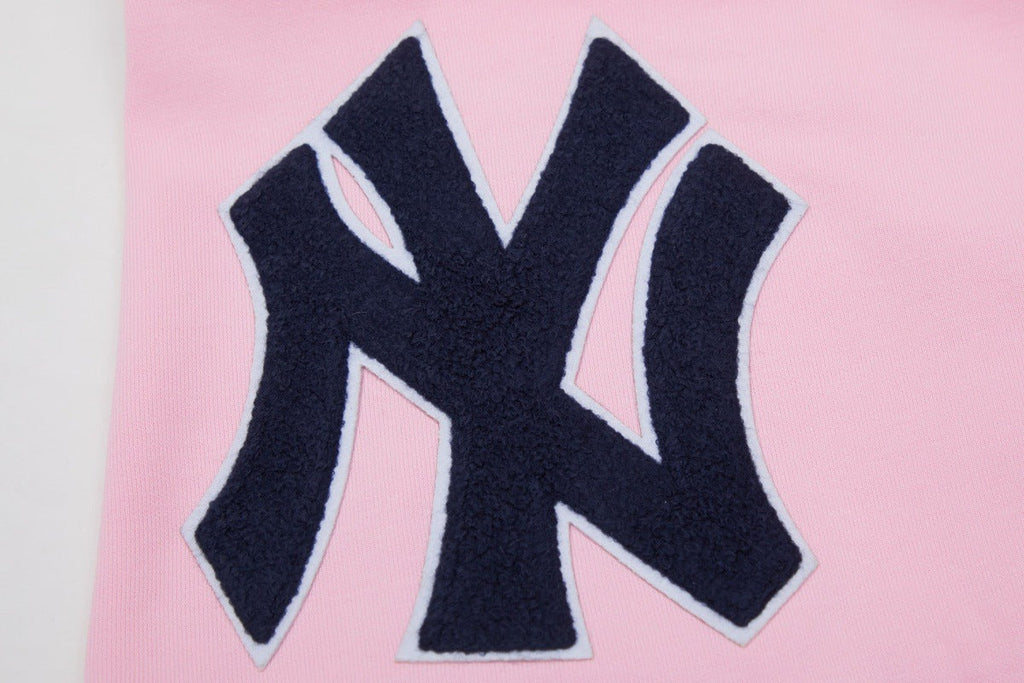 MLB NEW YORK YANKEES CLASSIC CHENILLE MEN'S SHORT (PINK)