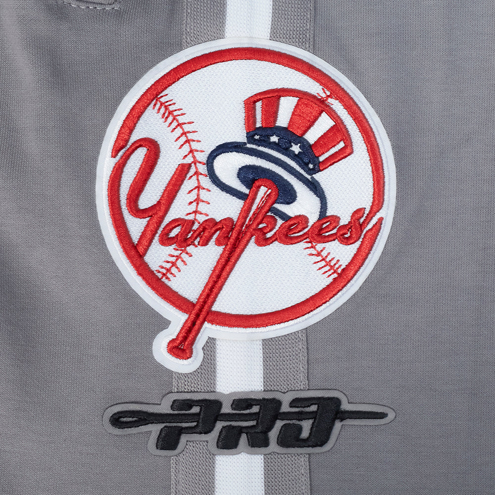 MLB NEW YORK YANKEES CLASSIC CHENILLE MEN'S PRO DK SHORT (GRAY)