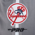 MLB NEW YORK YANKEES CLASSIC CHENILLE MEN'S PRO DK SHORT (GRAY)