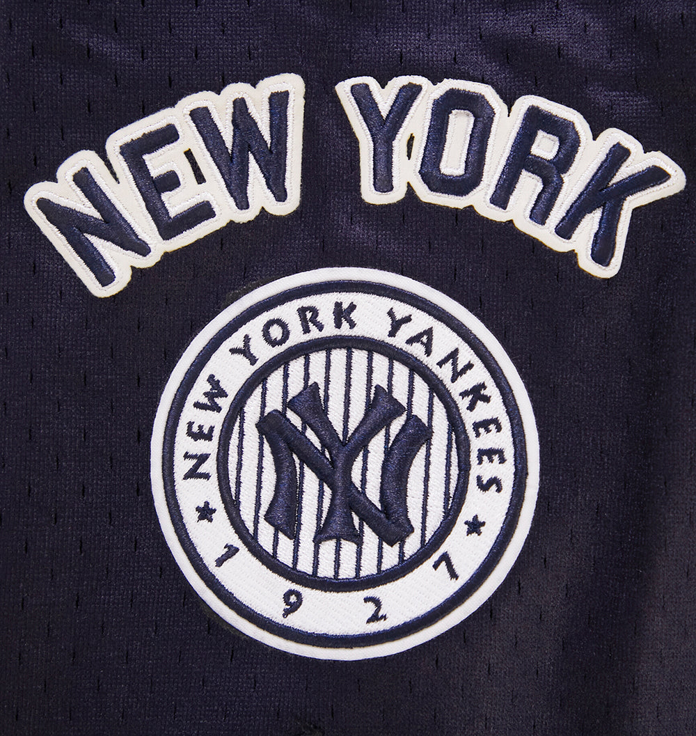 MLB NEW YORK YANKEES RETRO CLASSIC SHORT 2.0 POUR HOMME (COQUILLE D'ŒUF/MARINE MINUIT)