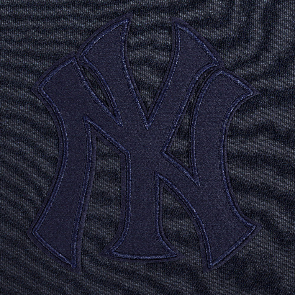 MLB NEW YORK YANKEES WASHED CLASSIC MEN'S CREWNECK SWEATSHIRT (WASHED MIDNIGHT NAVY)