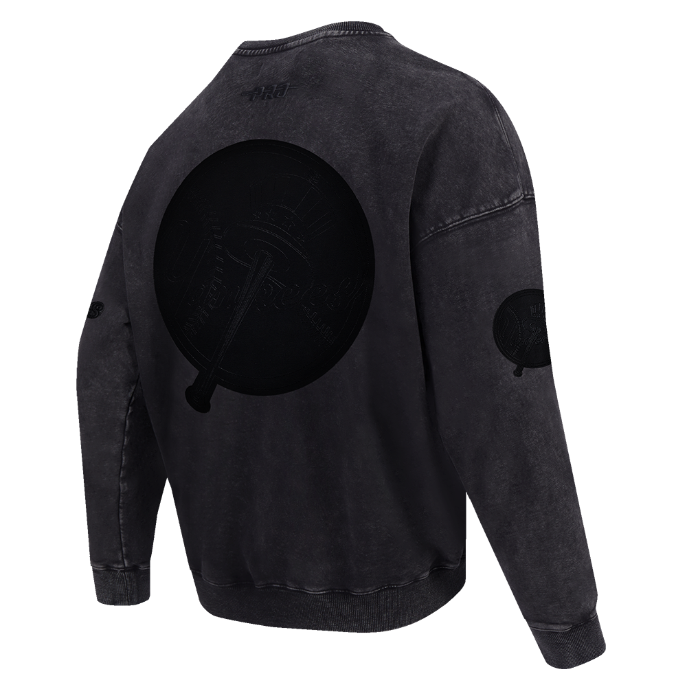 MLB NEW YORK YANKEES WASHED VANGUARD MEN'S CREWNECK SWEATSHIRT (WASHED BLACK)