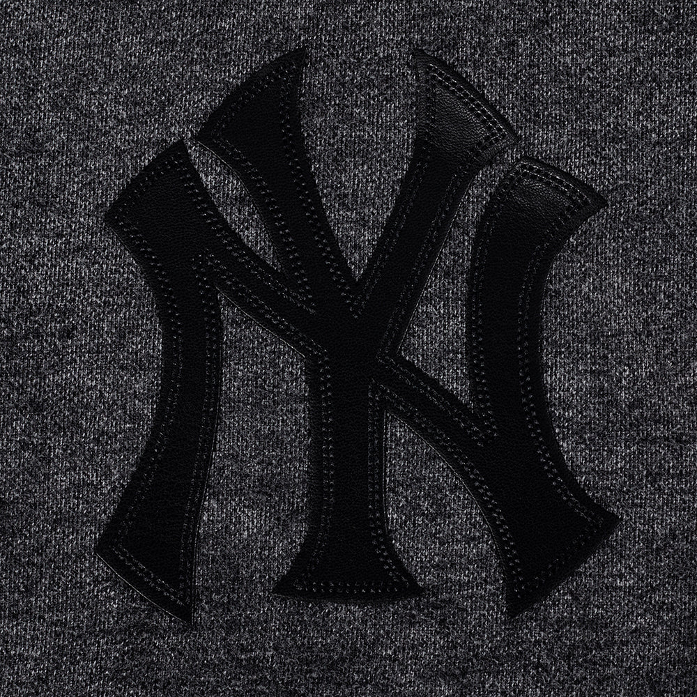 MLB NEW YORK YANKEES WASHED VANGUARD MEN'S CREWNECK SWEATSHIRT (WASHED BLACK)