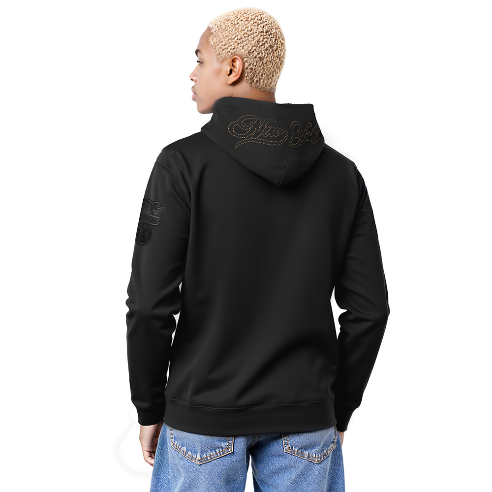 LNY5315390-BLK-MODEL-2