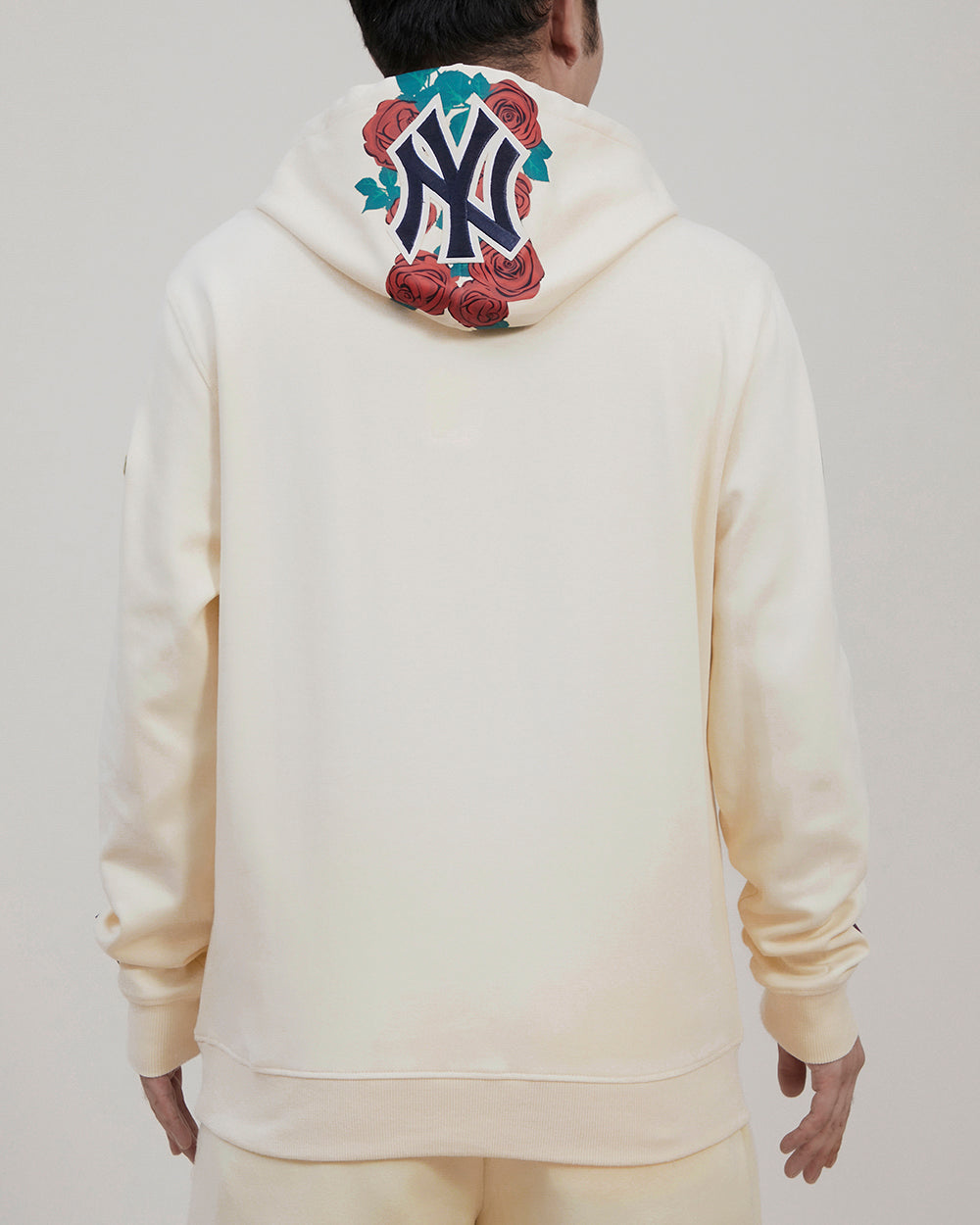 MLB NEW YORK YANKEES ROSES MEN'S PO HOODIE (EGGSHELL)