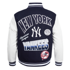 MLB NEW YORK YANKEES TURN IT UP BLOUSON COLLÉGIAL EN LAINE À BORDS CÔTELÉS POUR HOMME (MARINE MINUIT/BLANC)
