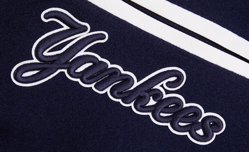 MLB NEW YORK YANKEES MASH UP BLOUSON COLLÉGIAL EN LAINE À BORDS CÔTELÉS POUR HOMME (MARINE MINUIT/BLANC)