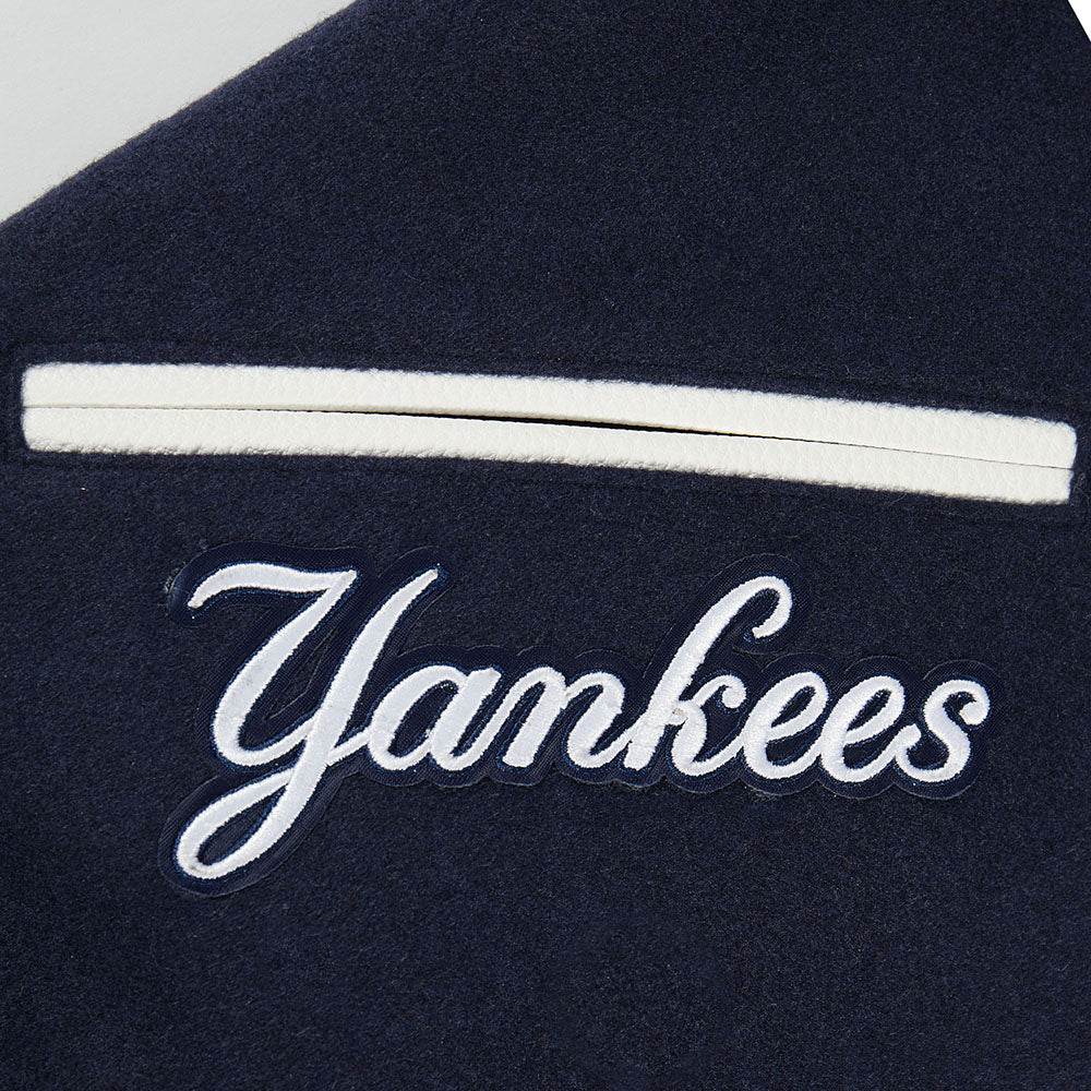 MLB NEW YORK YANKEES SUGAR SKULL BLOUSON COLLÉGIAL EN LAINE À BORDS CÔTELÉS POUR HOMME (MARINE MINUIT/BLANC)