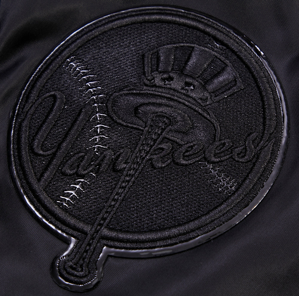 MLB NEW YORK YANKEES TRIPLE BLACK LOGO MEN'S SATIN JACKET (BLACK)