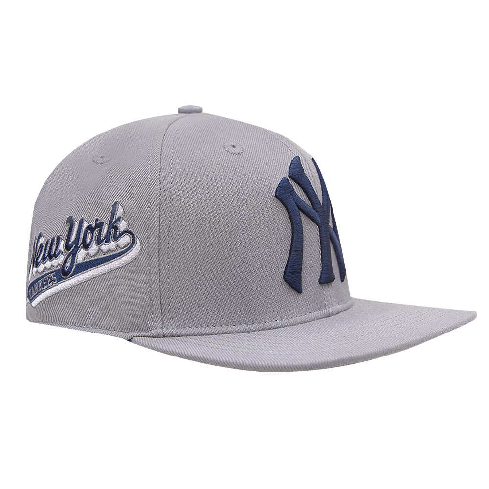 MLB NEW YORK YANKEES SCRIPT TAIL WOOL STRAPBACK HAT (MIDNIGHT NAVY)