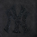 MLB NEW YORK YANKEES WASHED CRYSTALLINE WOMEN'S ENZYME WASH FT CROPPED (WASHED BLACK)