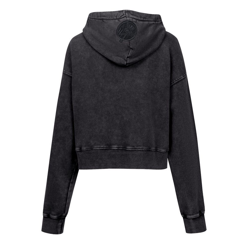 MLB NEW YORK YANKEES WASHED CLASSIC WOMEN'S CROPPED PULLOVER HOODIE (WASHED BLACK)