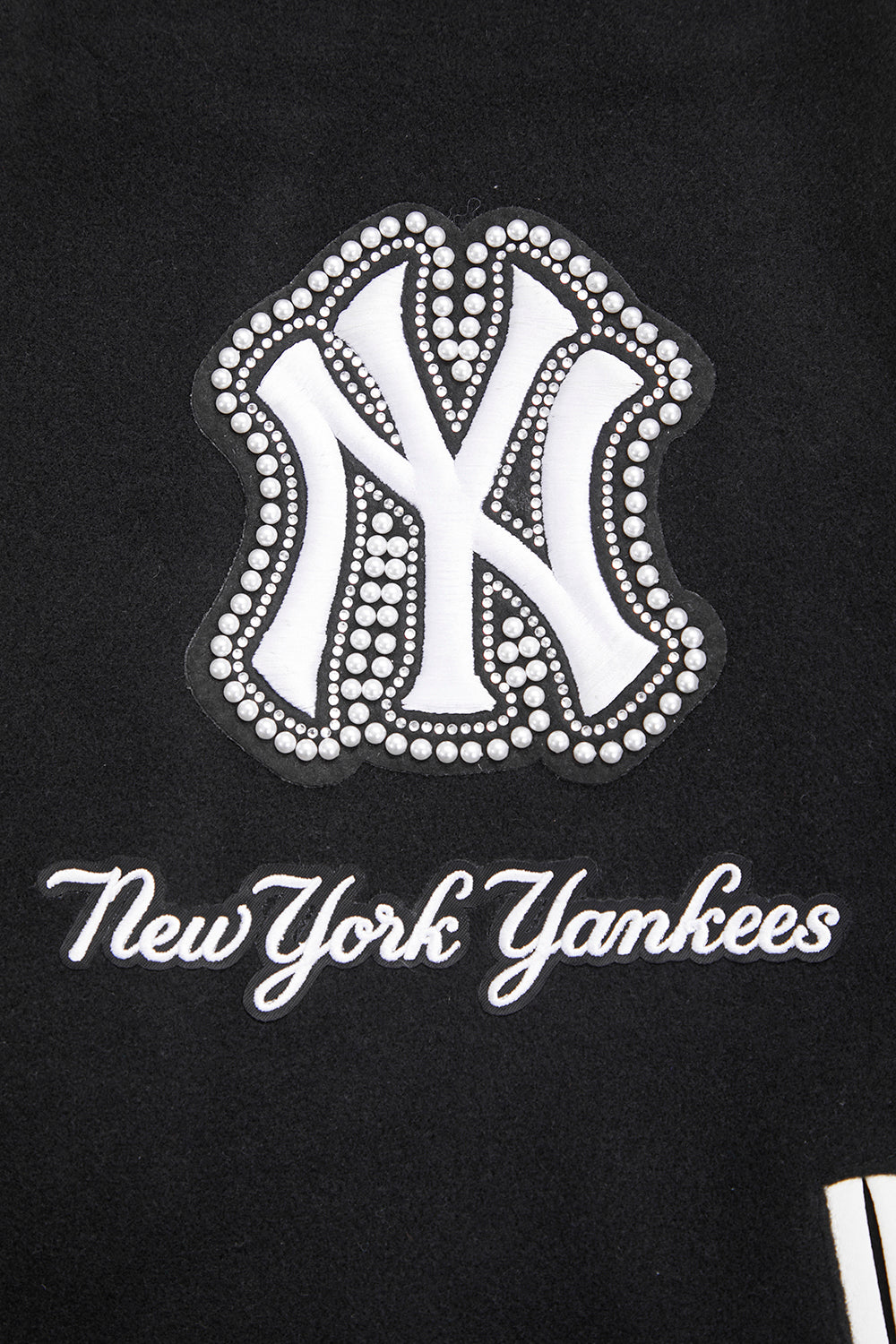 MLB NEW YORK YANKEES PEARLS WOMEN'S RIB WOOL VARSITY JACKET (BLACK/WHITE)