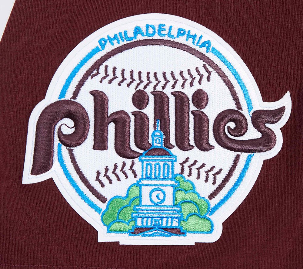 MLB PHILADELPHIA PHILLIES OLD ENGLISH MEN'S TOP (WINE)