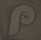 MLB PHILADELPHIA PHILLIES NEUTRAL SHORT EN MOLLETON POUR HOMME POUR HOMME (TAUPE FONCÉ)