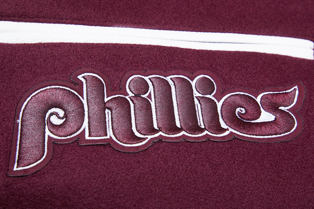 MLB PHILADELPHIA PHILLIES MASH UP VESTE UNIVERSITAIRE EN LAINE CÔTELÉE RÉTRO POUR HOMME (LIE-DE-VIN/BLANC)