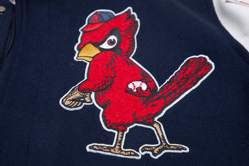 MLB ST. LOUIS CARDINALS MASH UP VESTE UNIVERSITAIRE EN LAINE CÔTELÉE RÉTRO POUR HOMME (MARINE MINUIT/ROUGE/MARINE MINUIT)