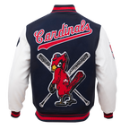 MLB ST. LOUIS CARDINALS MASH UP VESTE UNIVERSITAIRE EN LAINE CÔTELÉE RÉTRO POUR HOMME (MARINE MINUIT/ROUGE/MARINE MINUIT)
