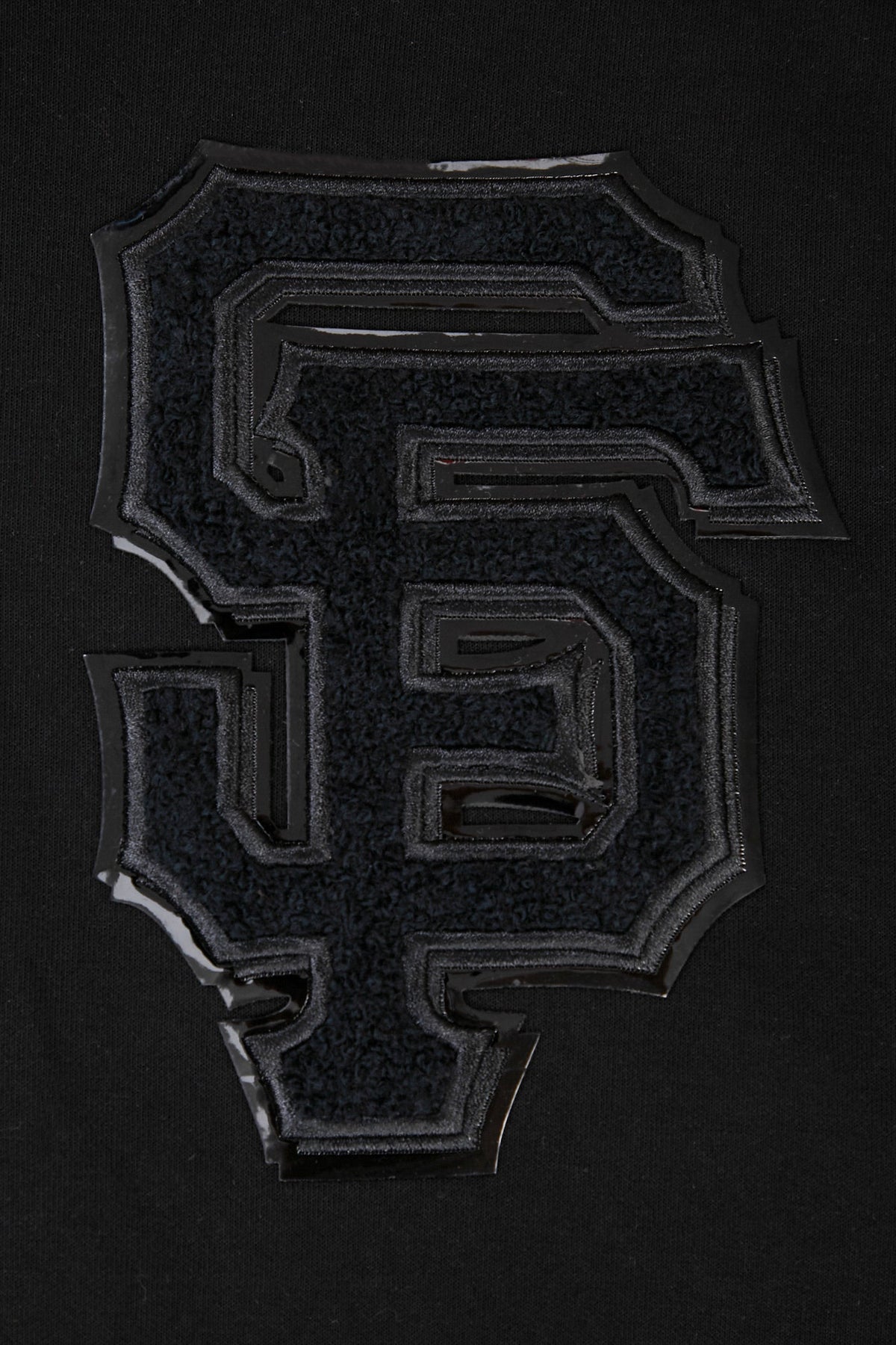 MLB SAN FRANCISCO GIANTS TRIPLE BLACK CHANDAIL À CAPUCHON À LOGO ET À GLISSIÈRE POUR HOMME (TRIPLE NOIR)