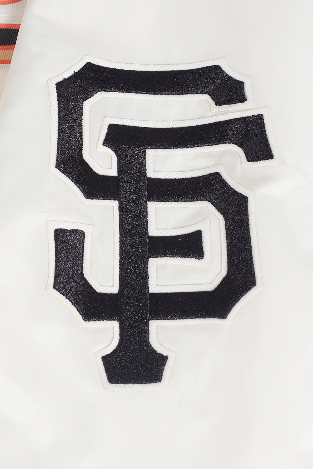 MLB SAN FRANCISCO GIANTS SCRIPT TAIL BLOUSON EN SATIN POUR HOMME (COQUILLE D'ŒUF/NOIR)