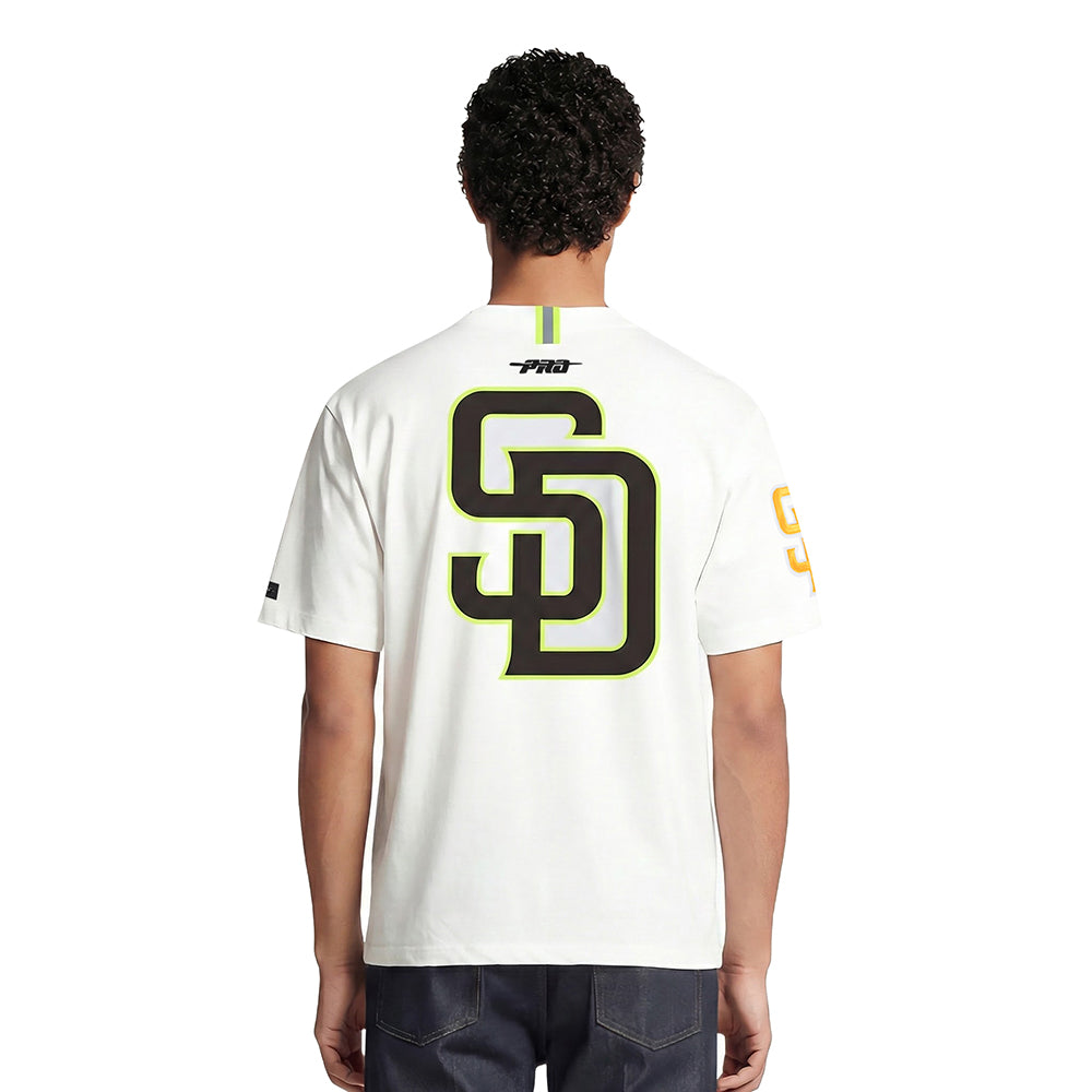 LSP1314822-WHT-MODEL-2