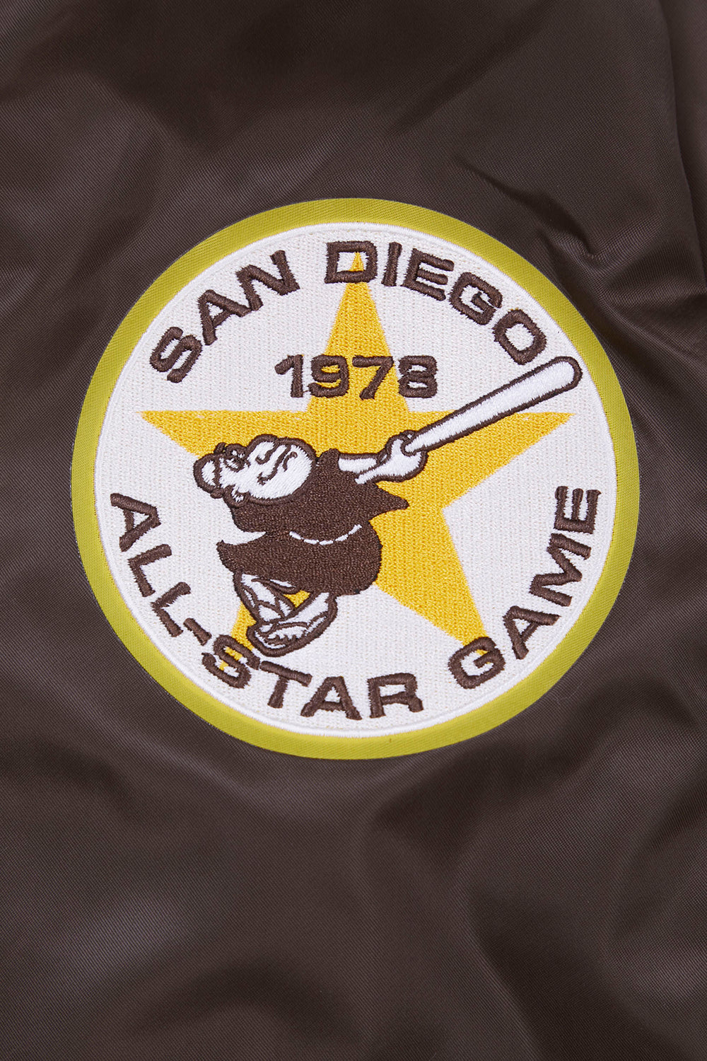 MLB SAN DIEGO PADRES RETRO CLASSIC BLOUSON EN SATIN À BORDS CÔTELÉS POUR HOMME (BRUN)