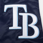 MLB TAMPA BAY RAYS SCRIPT TAIL BLOUSON EN SATIN POUR HOMME (MARINE MINUIT)